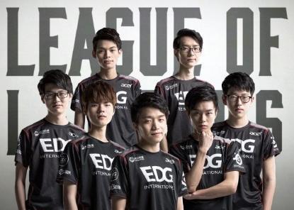 帮助年轻的 帮助年轻的