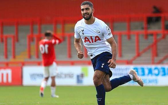 个对手将他 个对手将他