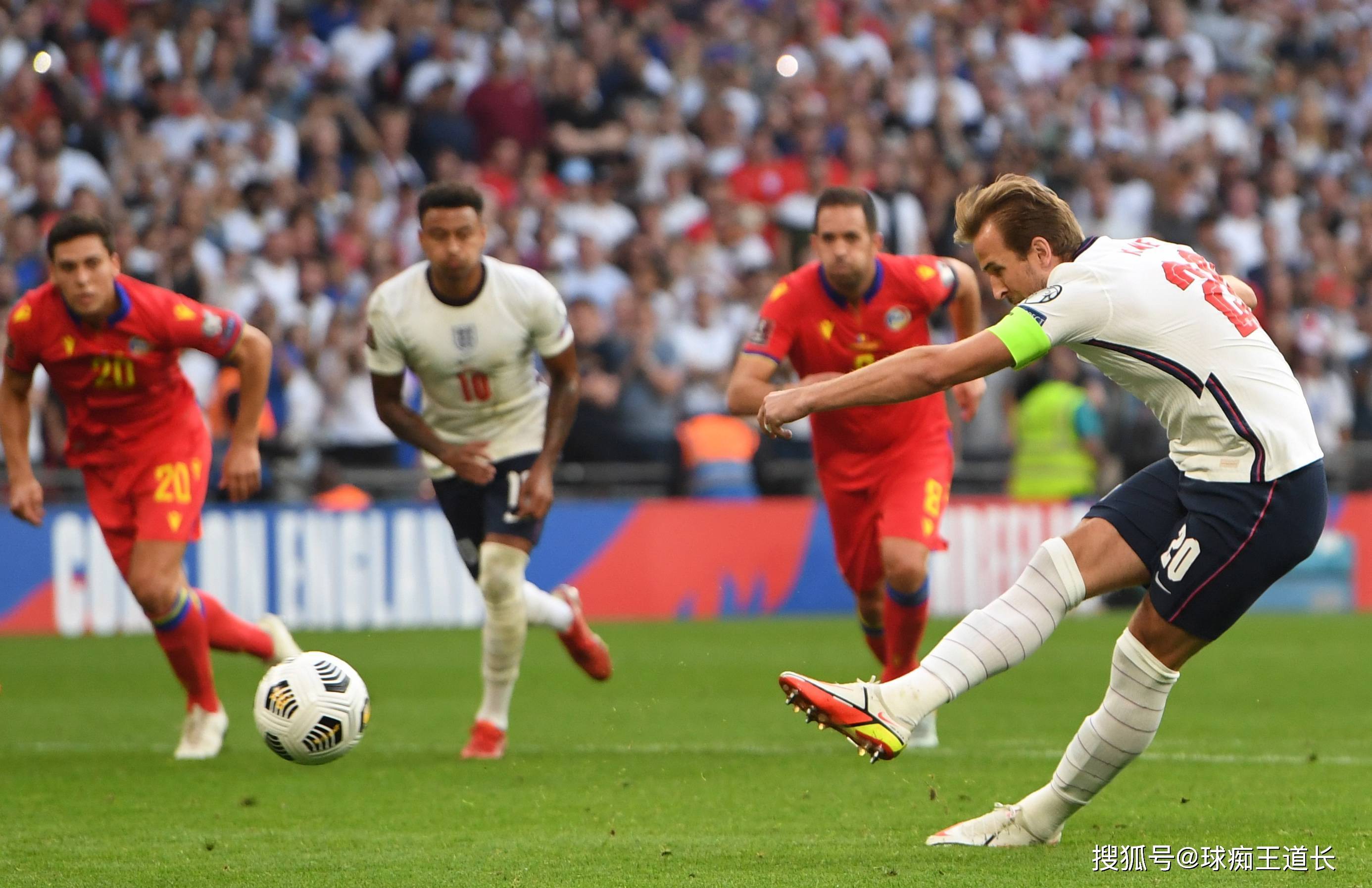 其余四队均 其余四队均